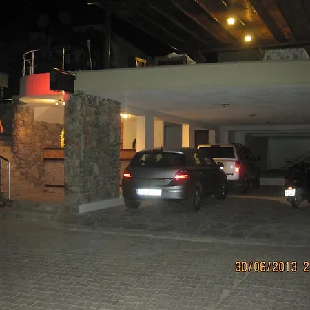 Aparthotel Oezguer Apart