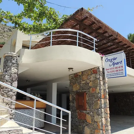 Oezguer Apart Appart hôtel *